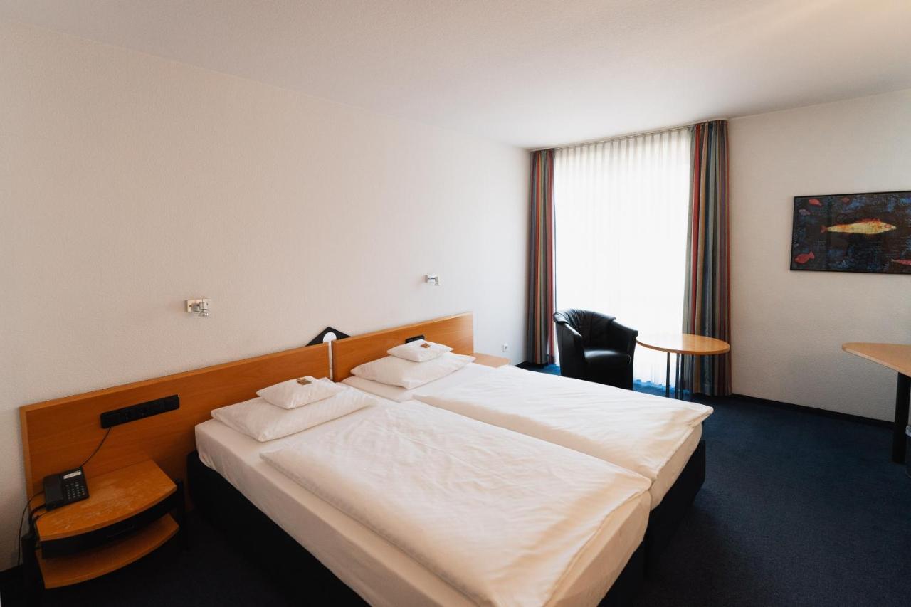 Hotel Am Weiher Erkelenz Exterior photo